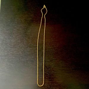 18 kt gold necklace 20 inch